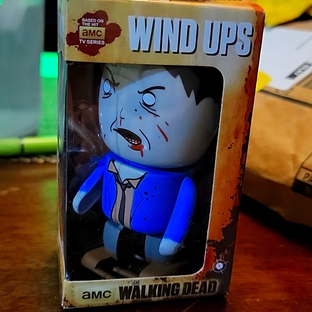 AMC walking dead wind ups